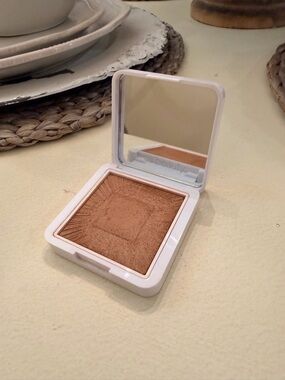 RMS Beauty ReDimension Hydra Bronzer in Beachwalk Betty